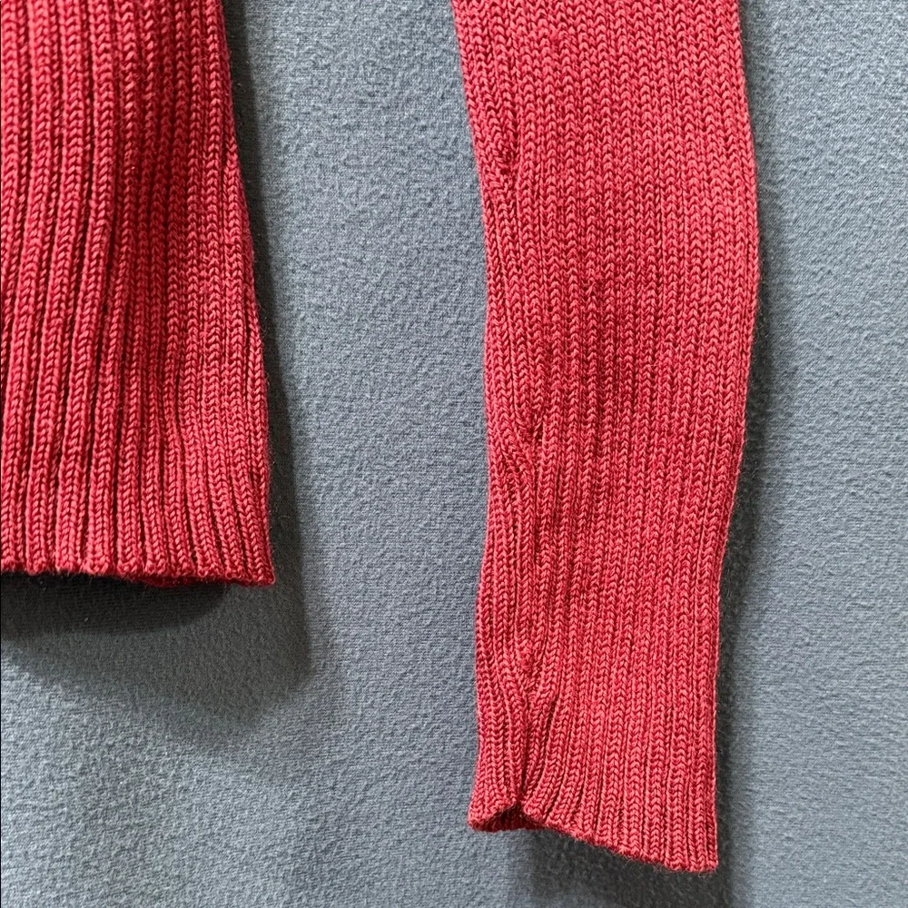 Burgundy Ribbed Turtleneck Sweater Used Size M